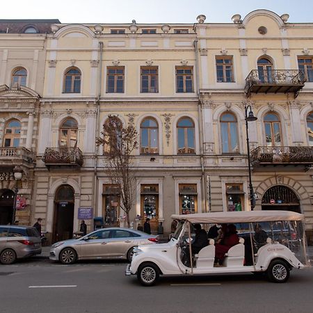 Mardzhanov Apartments, Block 108 第比利斯 外观 照片