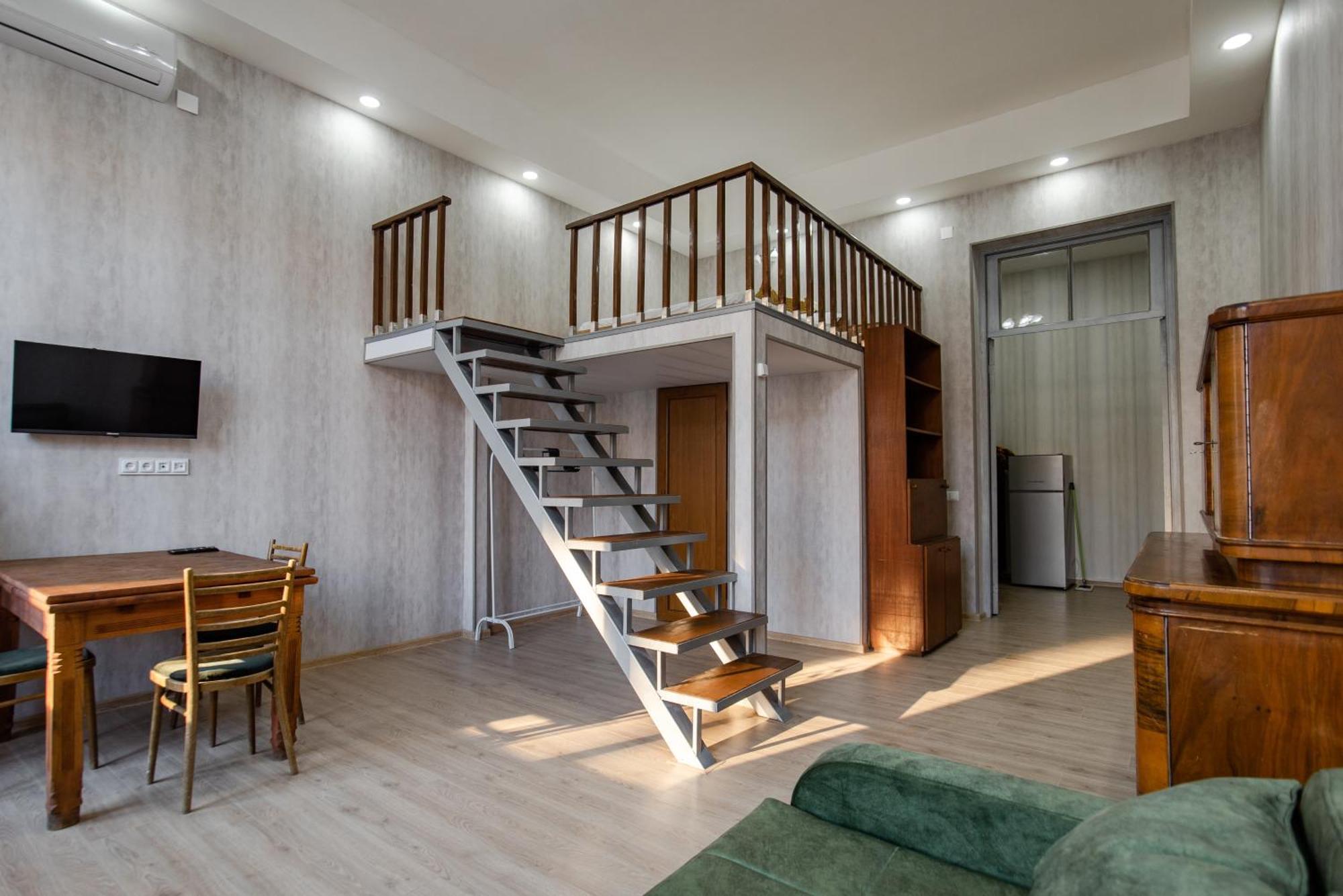 Mardzhanov Apartments, Block 108 第比利斯 客房 照片